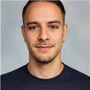 Estudiante de administrador de sistemas en red ofrece clases particulares